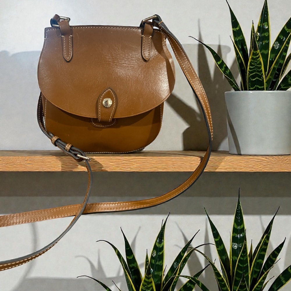 Dooney &Bourke Vintage crossbody - Picture 2 of 9
